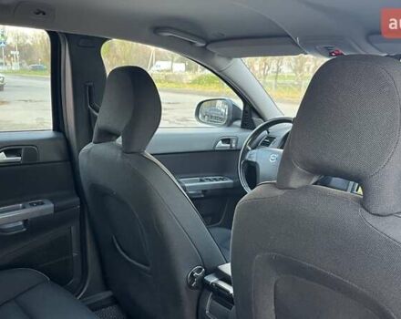 Черный Вольво В50, объемом двигателя 1.56 л и пробегом 243 тыс. км за 8200 $, фото 11 на Automoto.ua