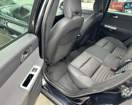 Черный Вольво В50, объемом двигателя 2 л и пробегом 213 тыс. км за 11000 $, фото 29 на Automoto.ua