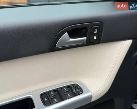 Вольво В50 2011 в Стрые на Automoto.ua Черный Вольво В50, объемом двигателя 1.6 л и пробегом 230 тыс. км за 8250 $, фото 57 на Automoto.ua