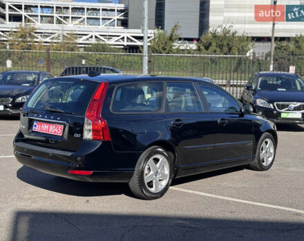 Черный Вольво В50, объемом двигателя 1.6 л и пробегом 227 тыс. км за 9500 $, фото 3 на Automoto.ua