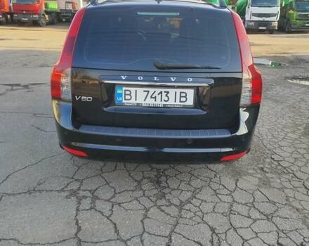 Черный Вольво В50, объемом двигателя 1.6 л и пробегом 201 тыс. км за 7500 $, фото 4 на Automoto.ua