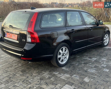 Черный Вольво В50, объемом двигателя 2 л и пробегом 284 тыс. км за 9200 $, фото 7 на Automoto.ua