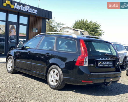 Черный Вольво В50, объемом двигателя 1.6 л и пробегом 197 тыс. км за 8200 $, фото 62 на Automoto.ua