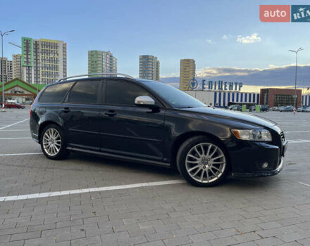 Черный Вольво В50, объемом двигателя 1.56 л и пробегом 264 тыс. км за 8300 $, фото 5 на Automoto.ua
