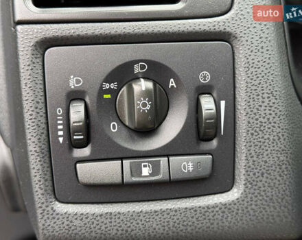 Вольво В50 2011 в Стрые на Automoto.ua Черный Вольво В50, объемом двигателя 1.6 л и пробегом 230 тыс. км за 8250 $, фото 60 на Automoto.ua