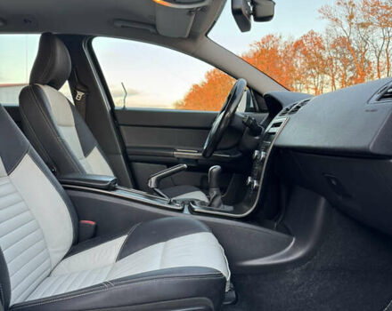 Черный Вольво В50, объемом двигателя 1.6 л и пробегом 235 тыс. км за 9350 $, фото 34 на Automoto.ua