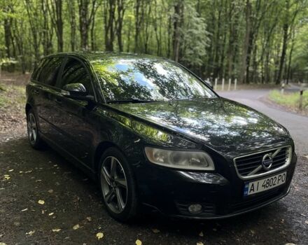 Чорний Вольво V50, об'ємом двигуна 2 л та пробігом 260 тис. км за 8200 $, фото 2 на Automoto.ua