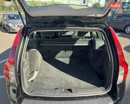 Черный Вольво В50, объемом двигателя 1.6 л и пробегом 227 тыс. км за 9500 $, фото 31 на Automoto.ua