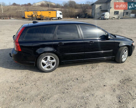 Черный Вольво В50, объемом двигателя 1.6 л и пробегом 307 тыс. км за 8200 $, фото 5 на Automoto.ua