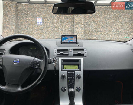 Чорний Вольво V50, об'ємом двигуна 1.56 л та пробігом 250 тис. км за 8999 $, фото 11 на Automoto.ua