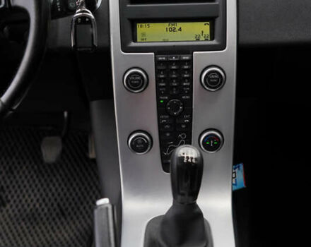 Черный Вольво В50, объемом двигателя 1.6 л и пробегом 316 тыс. км за 7299 $, фото 7 на Automoto.ua