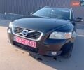 Черный Вольво В50, объемом двигателя 1.6 л и пробегом 283 тыс. км за 8300 $, фото 2 на Automoto.ua