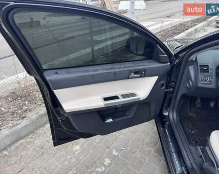 Черный Вольво В50, объемом двигателя 1.56 л и пробегом 237 тыс. км за 7600 $, фото 14 на Automoto.ua