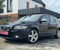 Черный Вольво В50, объемом двигателя 1.6 л и пробегом 245 тыс. км за 8500 $, фото 1 на Automoto.ua