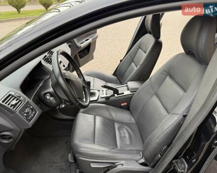 Черный Вольво В50, объемом двигателя 1.6 л и пробегом 226 тыс. км за 8290 $, фото 46 на Automoto.ua