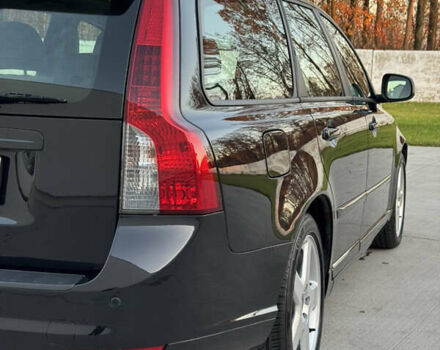 Черный Вольво В50, объемом двигателя 1.6 л и пробегом 235 тыс. км за 9350 $, фото 60 на Automoto.ua