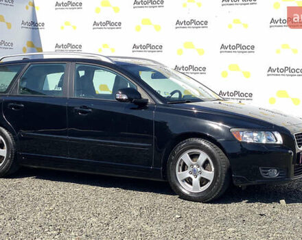 Черный Вольво В50, объемом двигателя 1.6 л и пробегом 197 тыс. км за 8200 $, фото 7 на Automoto.ua