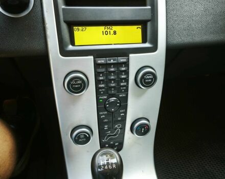 Черный Вольво В50, объемом двигателя 2 л и пробегом 209 тыс. км за 7200 $, фото 13 на Automoto.ua