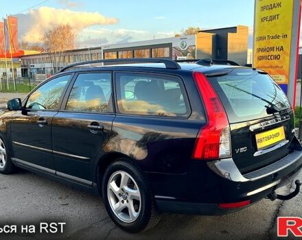 Черный Вольво В50, объемом двигателя 1.6 л и пробегом 243 тыс. км за 8200 $, фото 3 на Automoto.ua