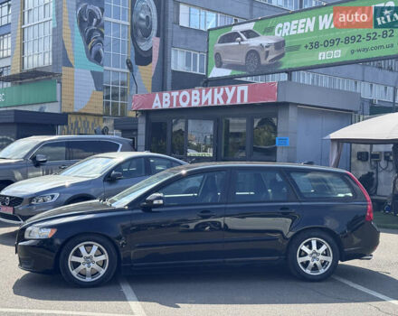Черный Вольво В50, объемом двигателя 2 л и пробегом 210 тыс. км за 11000 $, фото 1 на Automoto.ua