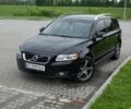 Черный Вольво В50, объемом двигателя 1.6 л и пробегом 227 тыс. км за 7950 $, фото 1 на Automoto.ua