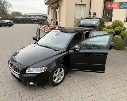 Черный Вольво В50, объемом двигателя 1.6 л и пробегом 226 тыс. км за 8290 $, фото 30 на Automoto.ua