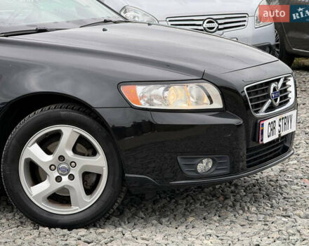 Черный Вольво В50, объемом двигателя 1.6 л и пробегом 230 тыс. км за 7999 $, фото 16 на Automoto.ua