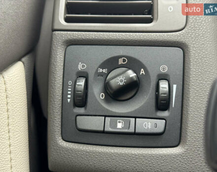 Чорний Вольво V50, об'ємом двигуна 1.6 л та пробігом 214 тис. км за 8999 $, фото 43 на Automoto.ua