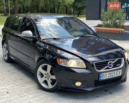 Черный Вольво В50, объемом двигателя 1.6 л и пробегом 235 тыс. км за 7800 $, фото 10 на Automoto.ua