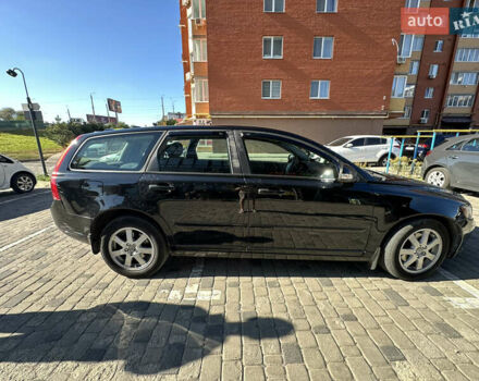 Черный Вольво В50, объемом двигателя 1.98 л и пробегом 299 тыс. км за 9100 $, фото 7 на Automoto.ua