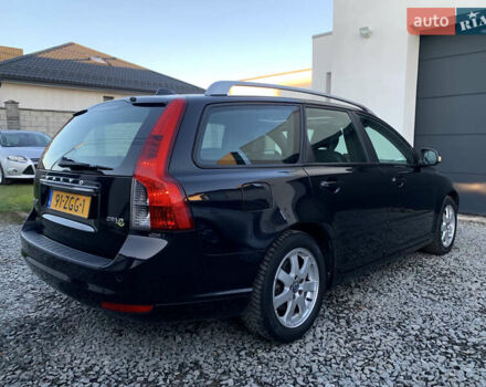 Черный Вольво В50, объемом двигателя 1.6 л и пробегом 252 тыс. км за 8200 $, фото 3 на Automoto.ua