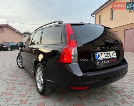 Чорний Вольво V50, об'ємом двигуна 1.6 л та пробігом 211 тис. км за 7950 $, фото 1 на Automoto.ua