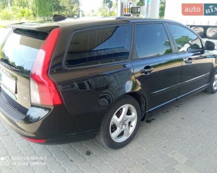 Черный Вольво В50, объемом двигателя 1.6 л и пробегом 224 тыс. км за 6700 $, фото 3 на Automoto.ua