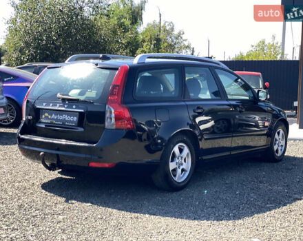 Черный Вольво В50, объемом двигателя 1.6 л и пробегом 197 тыс. км за 8200 $, фото 68 на Automoto.ua