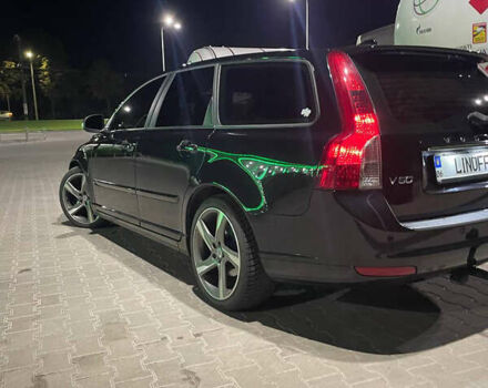 Черный Вольво В50, объемом двигателя 1.56 л и пробегом 293 тыс. км за 9300 $, фото 8 на Automoto.ua