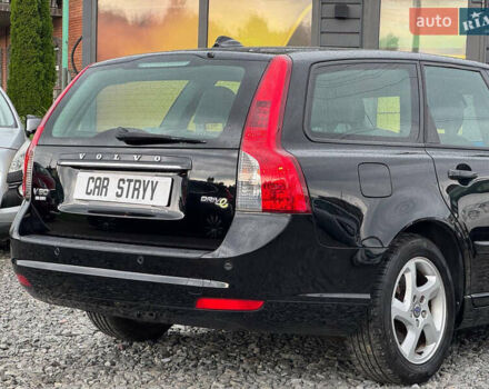 Черный Вольво В50, объемом двигателя 1.6 л и пробегом 226 тыс. км за 8600 $, фото 19 на Automoto.ua