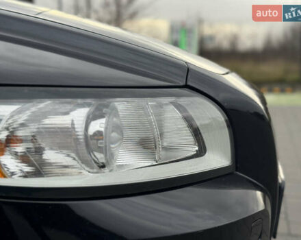 Чорний Вольво V50, об'ємом двигуна 1.6 л та пробігом 214 тис. км за 8999 $, фото 4 на Automoto.ua