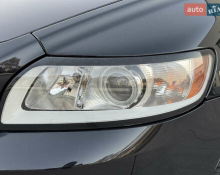 Черный Вольво В50, объемом двигателя 1.6 л и пробегом 235 тыс. км за 9350 $, фото 62 на Automoto.ua