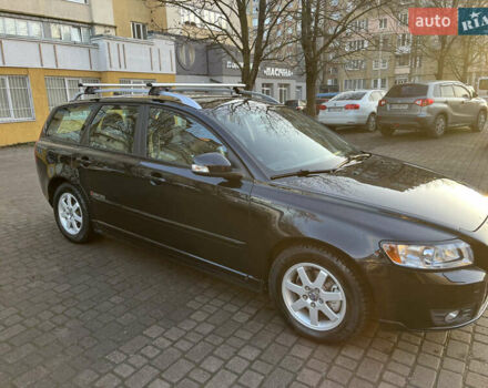 Черный Вольво В50, объемом двигателя 1.56 л и пробегом 210 тыс. км за 8500 $, фото 8 на Automoto.ua