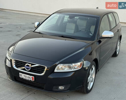 Черный Вольво В50, объемом двигателя 1.6 л и пробегом 235 тыс. км за 9350 $, фото 13 на Automoto.ua