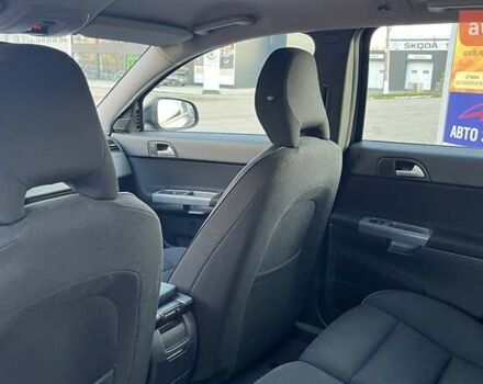 Черный Вольво В50, объемом двигателя 1.56 л и пробегом 243 тыс. км за 8200 $, фото 9 на Automoto.ua