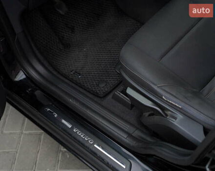 Черный Вольво В50, объемом двигателя 1.6 л и пробегом 316 тыс. км за 7299 $, фото 12 на Automoto.ua