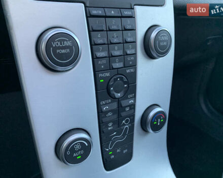 Черный Вольво В50, объемом двигателя 1.6 л и пробегом 252 тыс. км за 8200 $, фото 40 на Automoto.ua