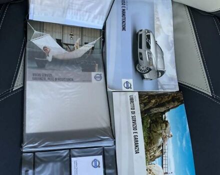 Черный Вольво В50, объемом двигателя 1.6 л и пробегом 235 тыс. км за 7800 $, фото 19 на Automoto.ua