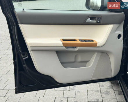 Чорний Вольво V50, об'ємом двигуна 1.6 л та пробігом 214 тис. км за 8999 $, фото 35 на Automoto.ua