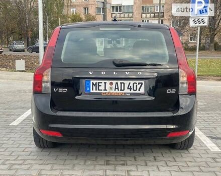 Черный Вольво В50, объемом двигателя 1.6 л и пробегом 180 тыс. км за 8700 $, фото 7 на Automoto.ua