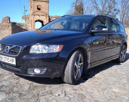 Черный Вольво В50, объемом двигателя 1.6 л и пробегом 186 тыс. км за 9000 $, фото 8 на Automoto.ua