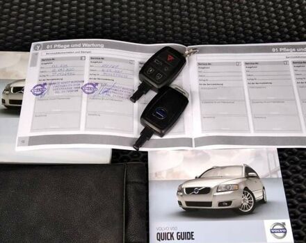 Черный Вольво В50, объемом двигателя 1.6 л и пробегом 186 тыс. км за 9000 $, фото 33 на Automoto.ua