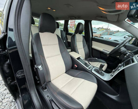 Черный Вольво В50, объемом двигателя 1.6 л и пробегом 230 тыс. км за 7999 $, фото 38 на Automoto.ua