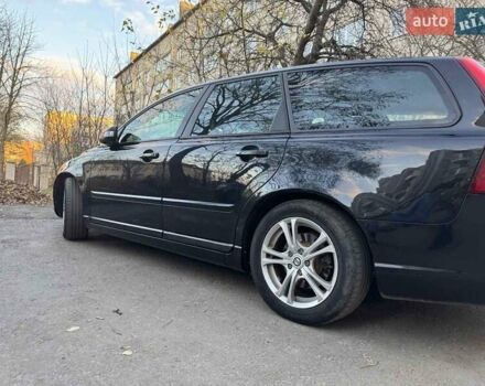 Черный Вольво В50, объемом двигателя 1.6 л и пробегом 215 тыс. км за 7600 $, фото 12 на Automoto.ua